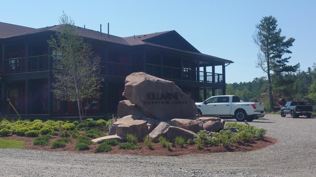 Killarney Mountain Lodge Extérieur photo