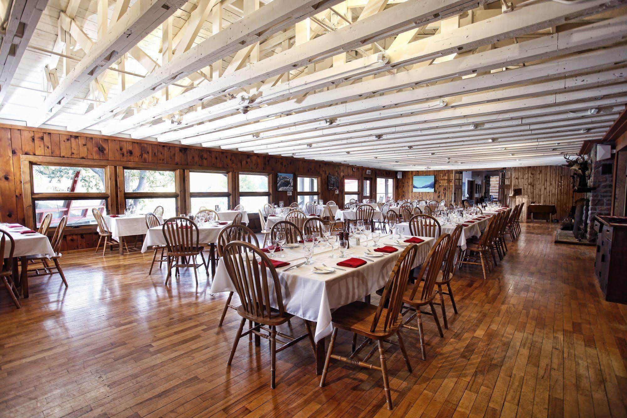 Killarney Mountain Lodge Extérieur photo