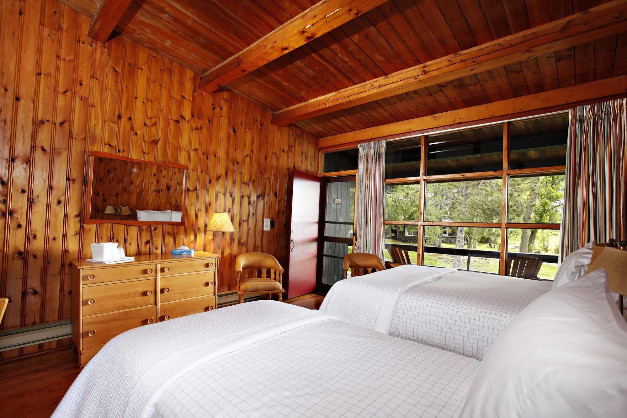 Killarney Mountain Lodge Extérieur photo