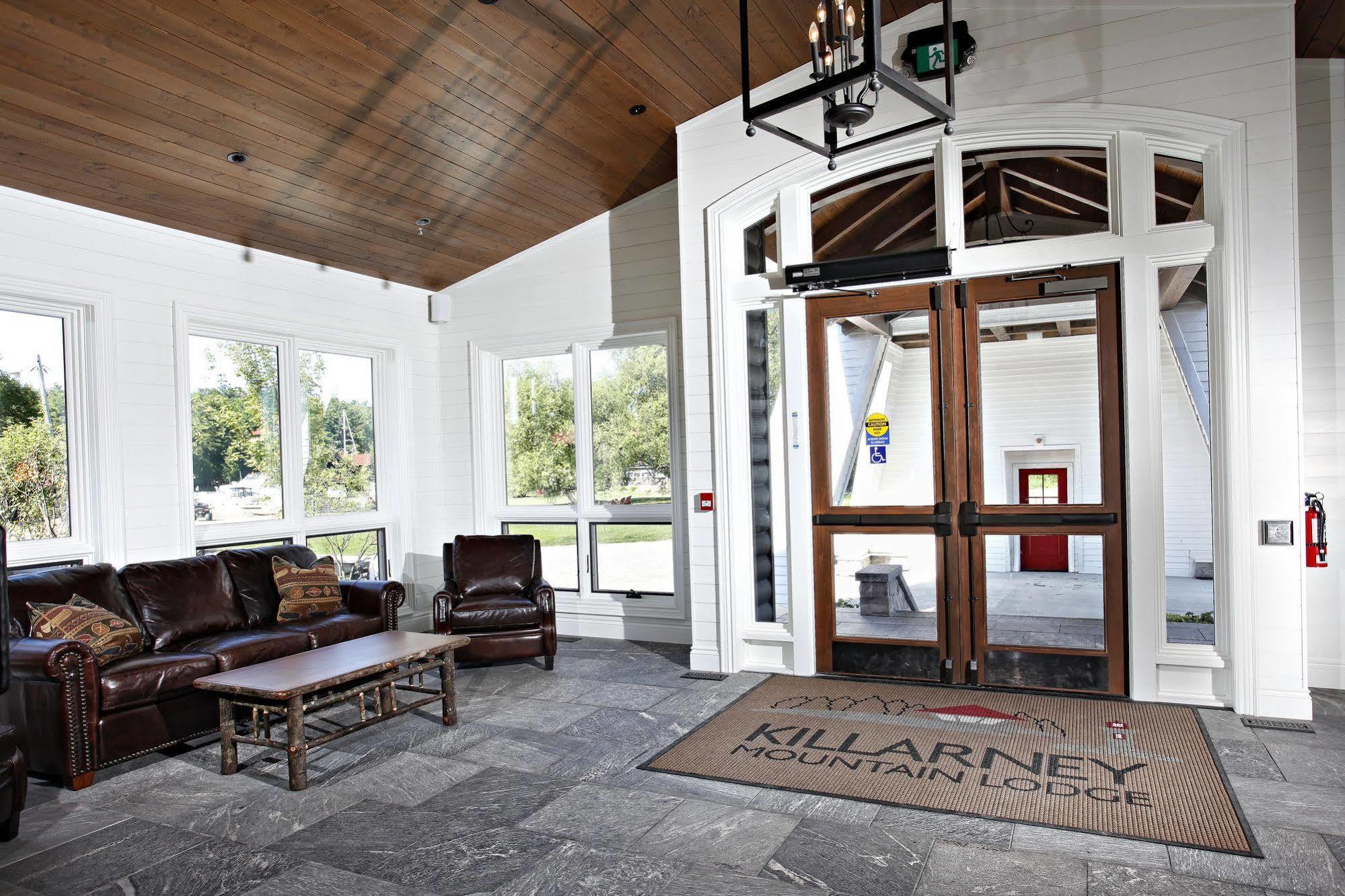 Killarney Mountain Lodge Extérieur photo